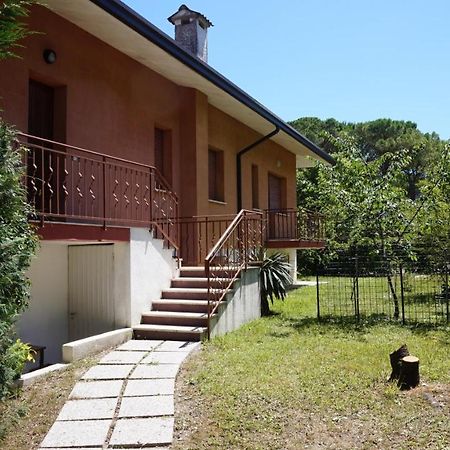 Villa Luisa Lignano Sabbiadoro Bagian luar foto
