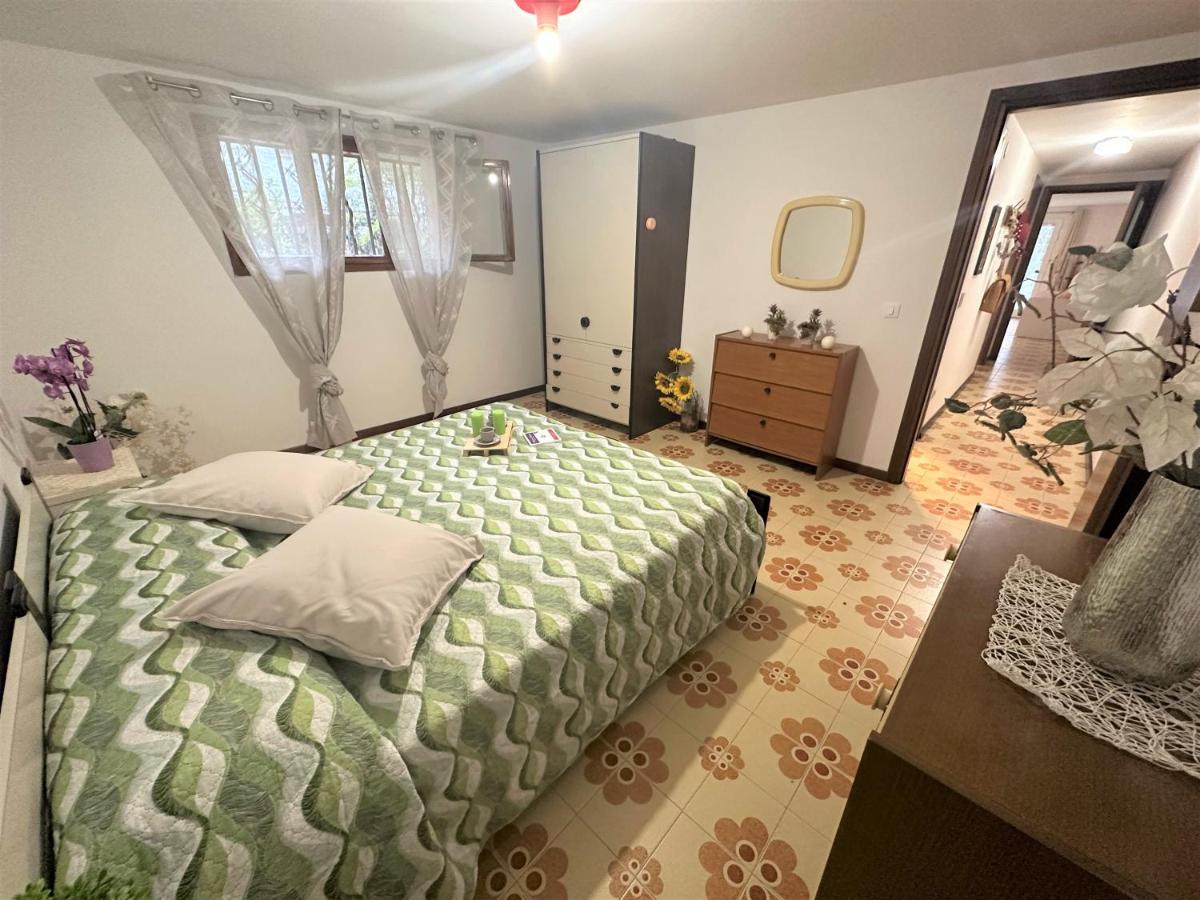 Villa Luisa Lignano Sabbiadoro Bagian luar foto